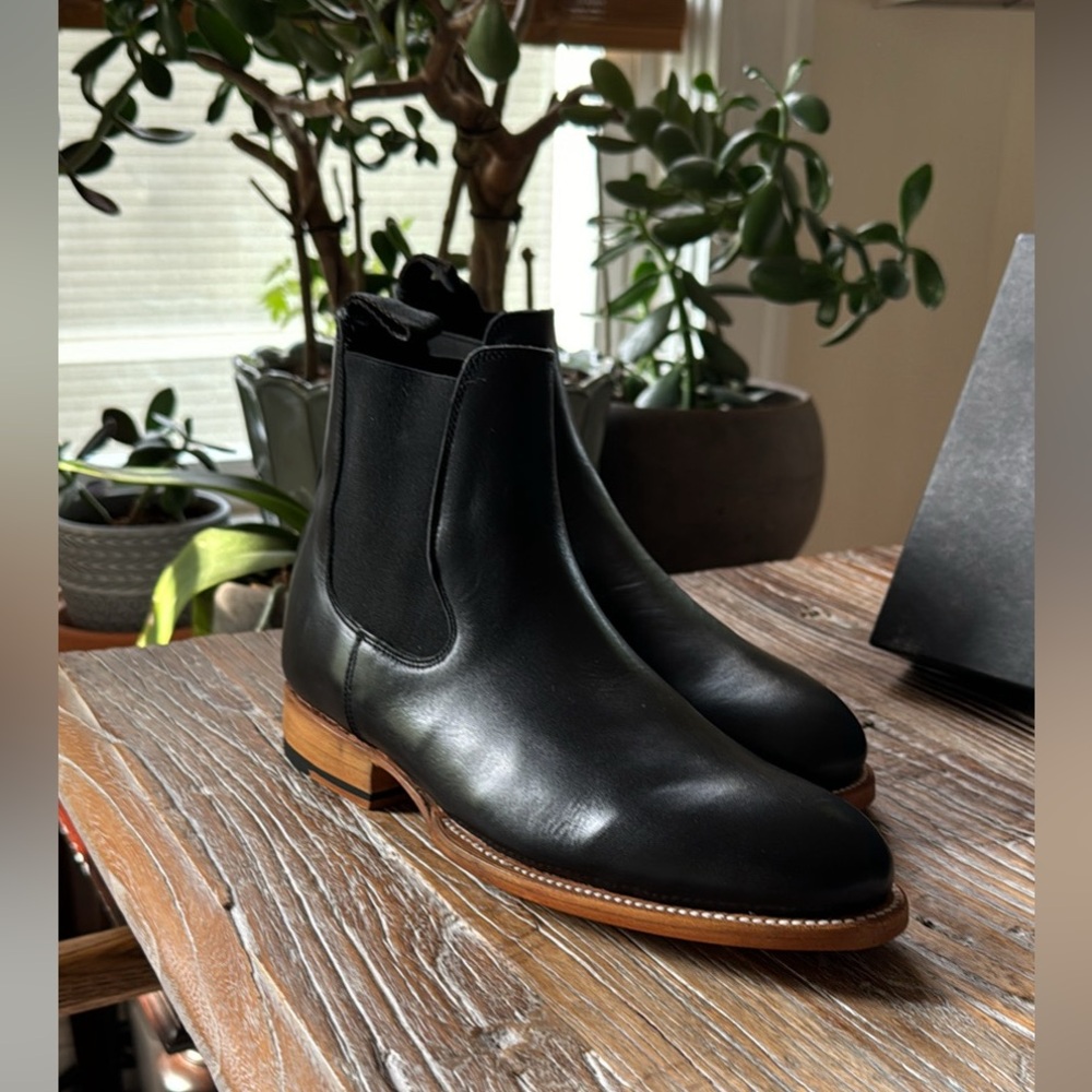 Genuine Black calf leather Chelsea boots.